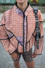 Lade das Bild in den Galerie-Viewer, Kurze Kantha-Jacke
