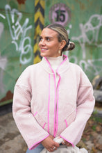 Načíst obrázek do prohlížeče Galerie, Bunda Kantha Short
