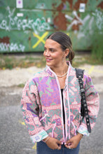 Načíst obrázek do prohlížeče Galerie, Bunda Kantha Short
