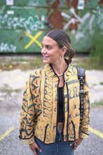 Načíst obrázek do prohlížeče Galerie, Bunda Kantha Short
