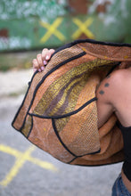 Načíst obrázek do prohlížeče Galerie, Bunda Kantha Short
