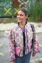 Načíst obrázek do prohlížeče Galerie, Bunda Kantha Short
