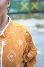 Načíst obrázek do prohlížeče Galerie, Bunda Kantha Short
