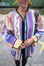 Lade das Bild in den Galerie-Viewer, Lange Kantha-Jacke
