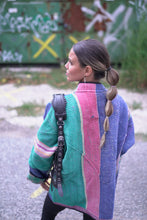 Lade das Bild in den Galerie-Viewer, Lange Kantha-Jacke

