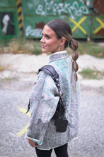 Lade das Bild in den Galerie-Viewer, Lange Kantha-Jacke
