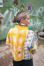 Načíst obrázek do prohlížeče Galerie, Bunda Kantha Short
