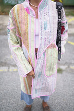 Načíst obrázek do prohlížeče Galerie, Bunda Kantha Coat
