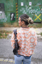 Načíst obrázek do prohlížeče Galerie, Bunda Kantha Short
