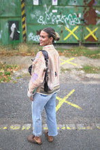 Načíst obrázek do prohlížeče Galerie, Bunda Kantha Short
