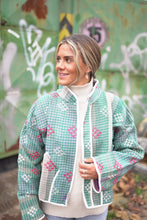 Načíst obrázek do prohlížeče Galerie, Bunda Kantha Short
