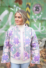 Načíst obrázek do prohlížeče Galerie, Bunda Kantha Short
