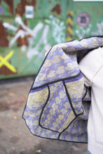 Lade das Bild in den Galerie-Viewer, Lange Kantha-Jacke
