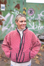 Lade das Bild in den Galerie-Viewer, Kurze Kantha-Jacke
