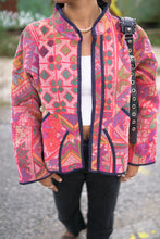 Načíst obrázek do prohlížeče Galerie, Bunda Kantha Short

