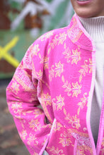 Načíst obrázek do prohlížeče Galerie, Bunda Kantha Short
