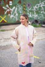 Načíst obrázek do prohlížeče Galerie, Bunda Kantha Coat
