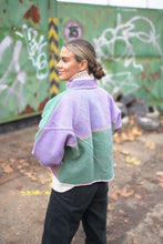 Lade das Bild in den Galerie-Viewer, Kurze Kantha-Jacke
