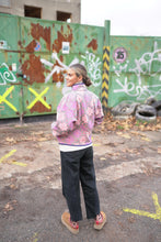 Lade das Bild in den Galerie-Viewer, Kurze Kantha-Jacke
