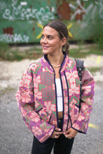 Načíst obrázek do prohlížeče Galerie, Bunda Kantha Short
