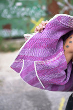 Načíst obrázek do prohlížeče Galerie, Bunda Kantha Short
