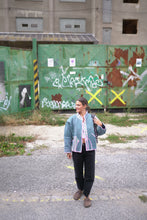 Lade das Bild in den Galerie-Viewer, Kurze Kantha-Jacke
