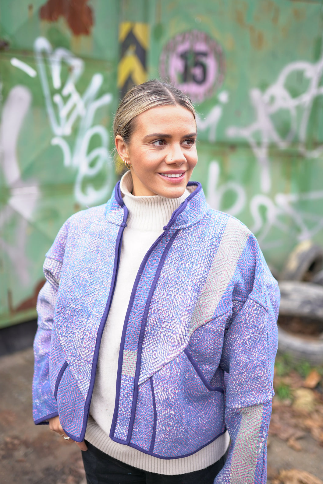 Kurze Kantha-Jacke