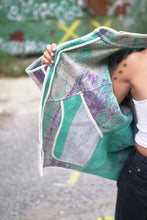 Lade das Bild in den Galerie-Viewer, Lange Kantha-Jacke
