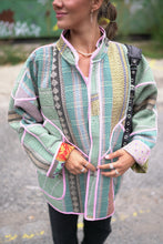 Lade das Bild in den Galerie-Viewer, Lange Kantha-Jacke
