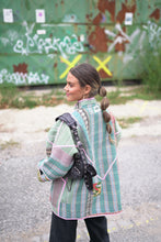 Lade das Bild in den Galerie-Viewer, Lange Kantha-Jacke
