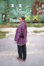 Lade das Bild in den Galerie-Viewer, Lange Kantha-Jacke
