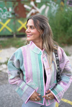 Načíst obrázek do prohlížeče Galerie, Bunda Kantha Short
