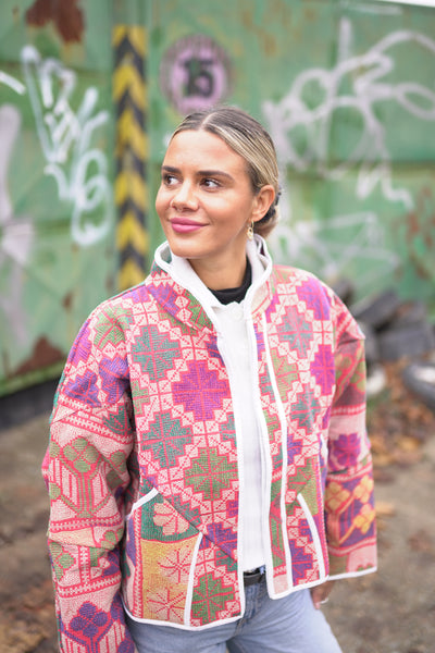 Kurze Kantha-Jacke