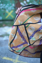 Načíst obrázek do prohlížeče Galerie, Bunda Kantha Long
