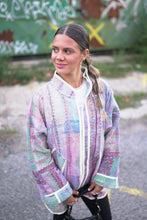 Lade das Bild in den Galerie-Viewer, Lange Kantha-Jacke
