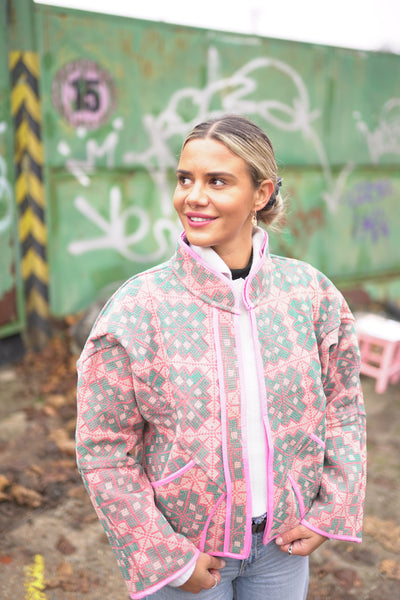 Kurze Kantha-Jacke