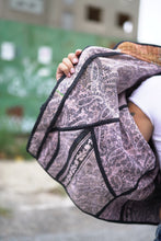Lade das Bild in den Galerie-Viewer, Kurze Kantha-Jacke
