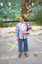 Lade das Bild in den Galerie-Viewer, Kurze Kantha-Jacke

