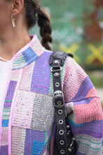 Lade das Bild in den Galerie-Viewer, Kurze Kantha-Jacke
