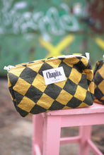 Načíst obrázek do prohlížeče Galerie, Taška Krishna kantha
