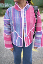 Lade das Bild in den Galerie-Viewer, Kurze Kantha-Jacke

