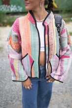 Lade das Bild in den Galerie-Viewer, Kurze Kantha-Jacke
