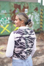 Načíst obrázek do prohlížeče Galerie, Vesta Kantha XS/M
