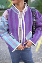 Lade das Bild in den Galerie-Viewer, Kurze Kantha-Jacke
