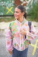 Lade das Bild in den Galerie-Viewer, Kurze Kantha-Jacke
