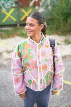 Lade das Bild in den Galerie-Viewer, Kurze Kantha-Jacke
