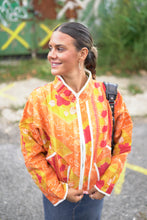 Lade das Bild in den Galerie-Viewer, Kurze Kantha-Jacke
