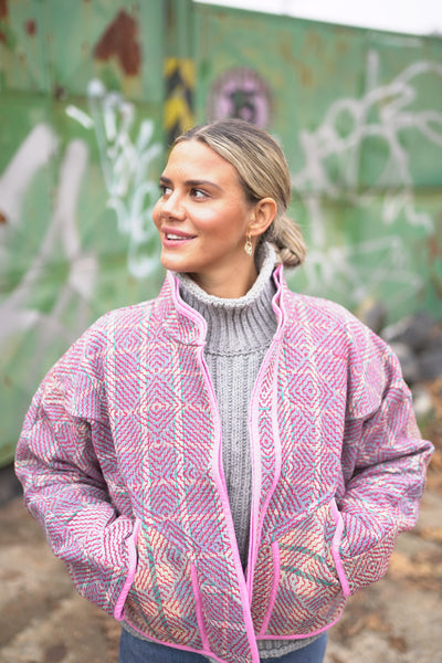 Kurze Kantha-Jacke