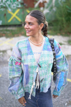 Lade das Bild in den Galerie-Viewer, Lange Kantha-Jacke
