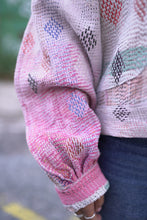 Lade das Bild in den Galerie-Viewer, Lange Kantha-Jacke
